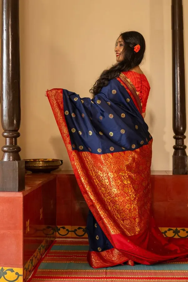 Navy_Blue_Silk_Brocade_Saree_For_Women