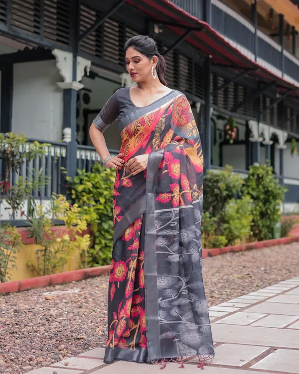 Grey_Cotton_Floral_Printed_Saree_For_Women
