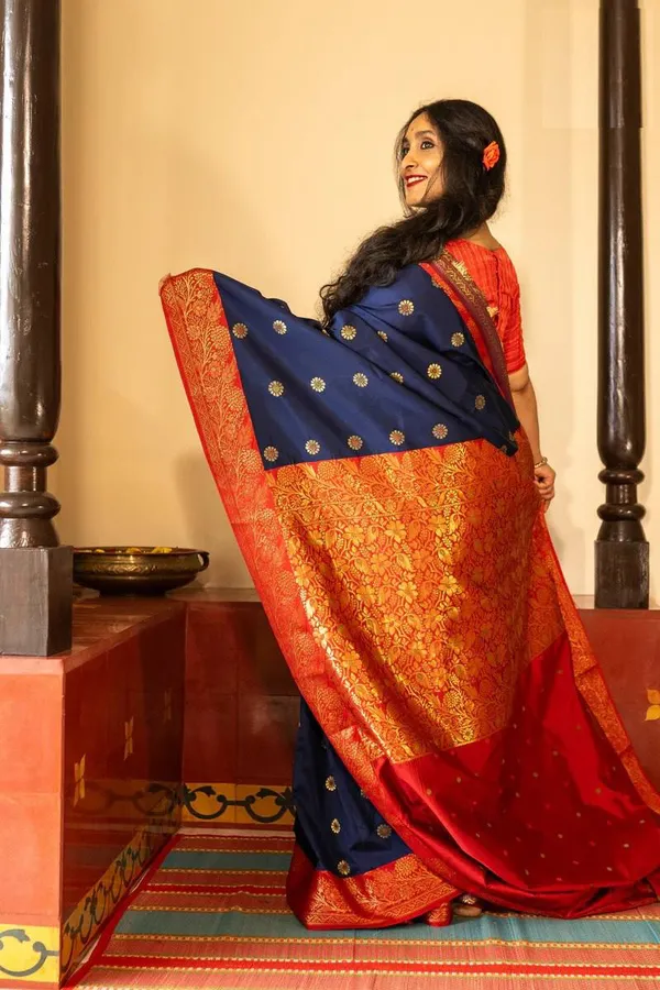 Navy_Blue_Silk_Brocade_Saree_For_Women