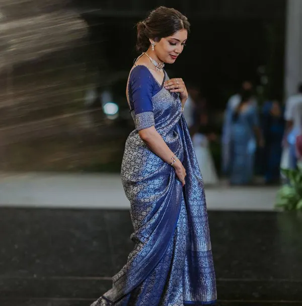 Blue_Silk_Brocade_Floral_Woven_Saree_For_Women