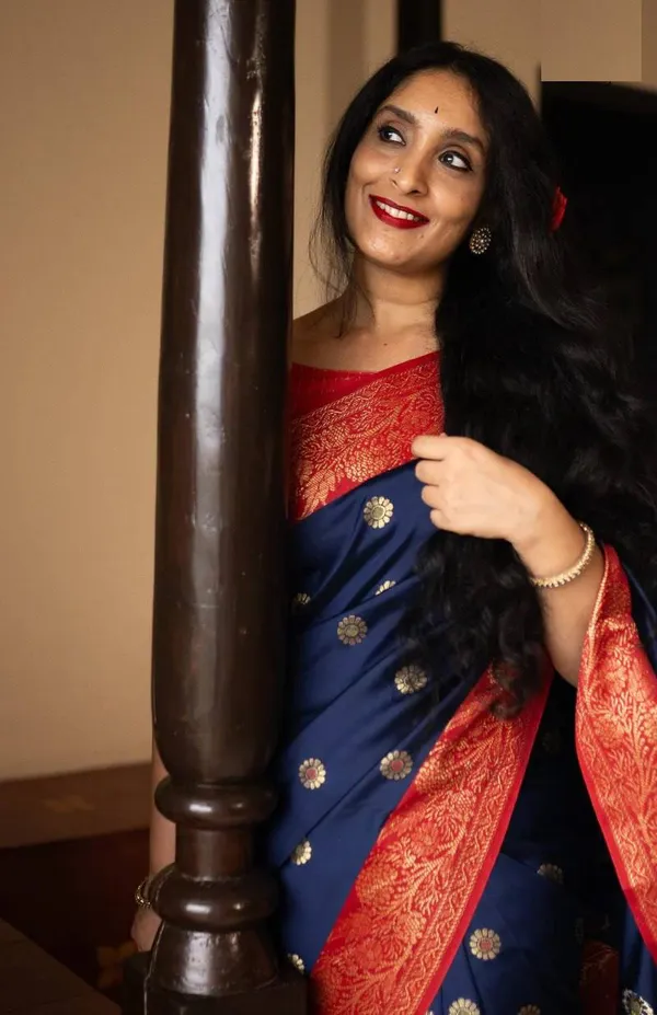 Navy_Blue_Silk_Brocade_Saree_For_Women