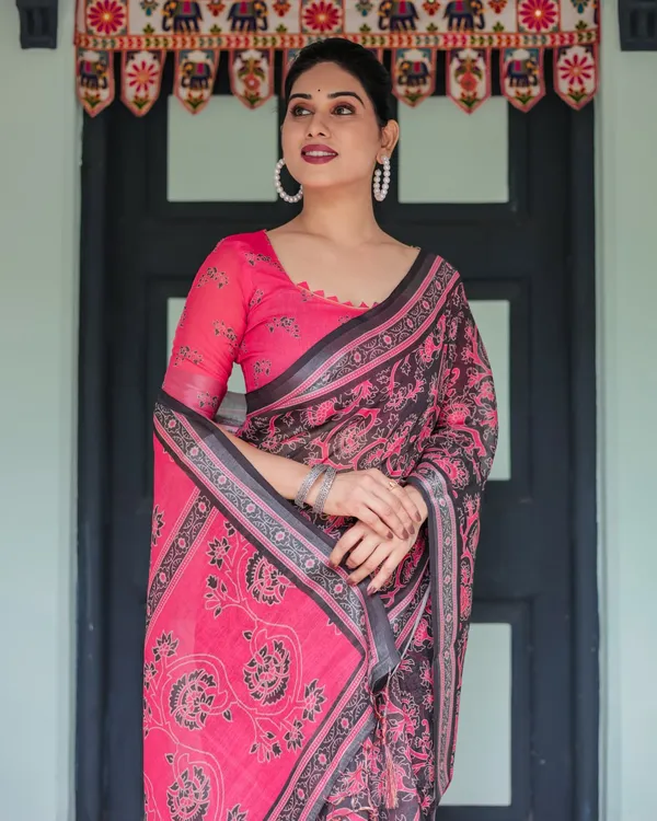 Pink_Black_Cotton_Paisley_Floral_Printed_Saree_For_Women