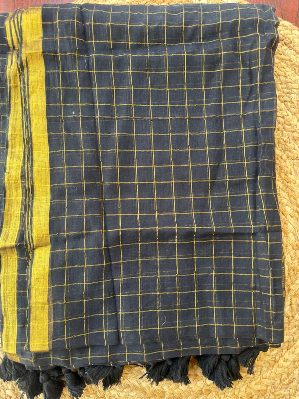 Black_small_Zari_checks_Mul_Saree