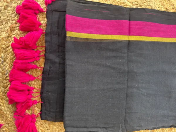 Black_with_Pink_border_Mul_Saree