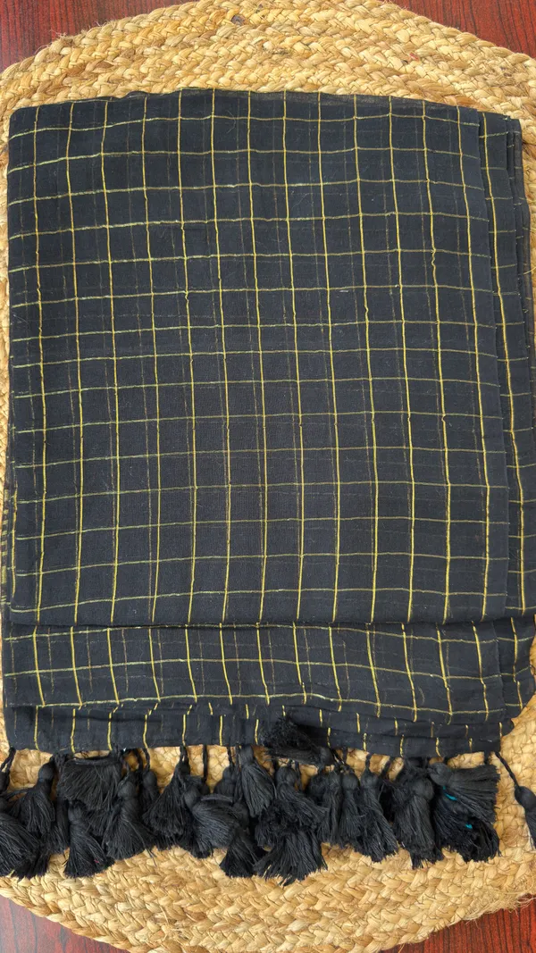 Black_Big_Zari_checks_pattern_Mul_Cotton_saree