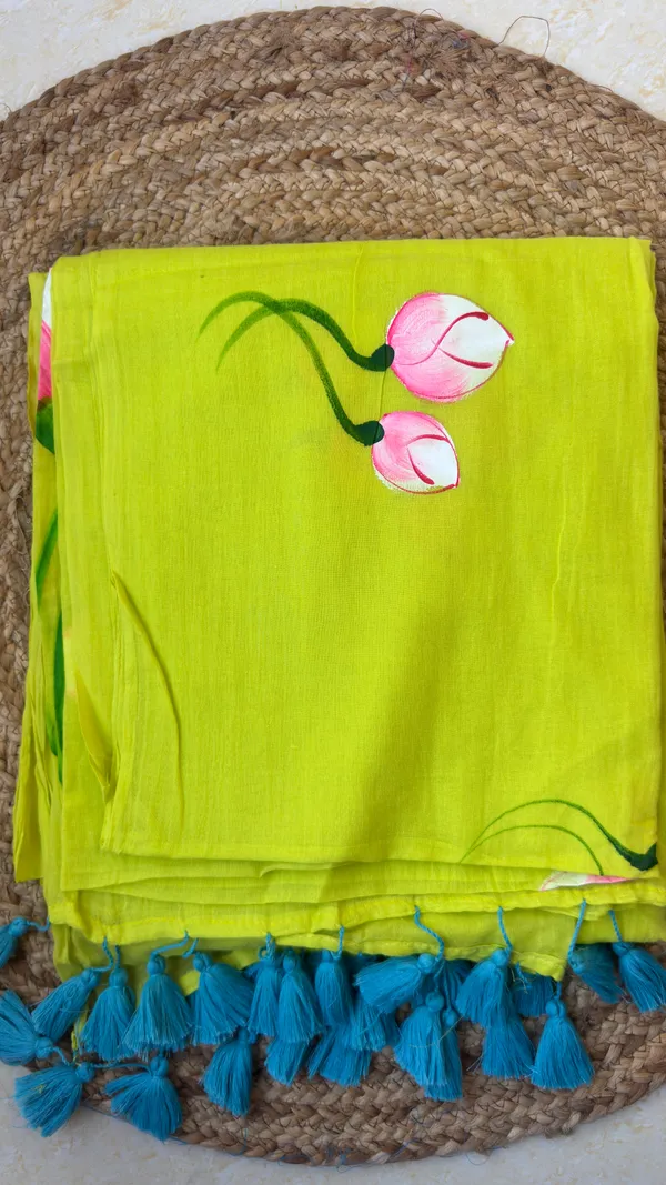 Neon_Green_Lotus_Handpainted_Mul_Saree
