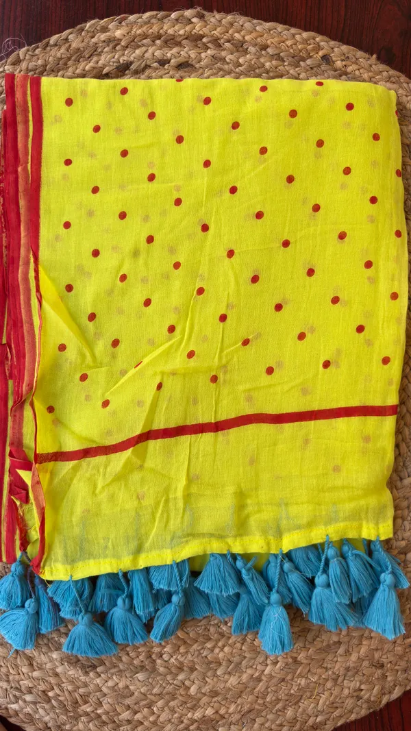 Neon_Green_Polka_Dot_Mul_Saree_With_Blue_Tassels_for_Women