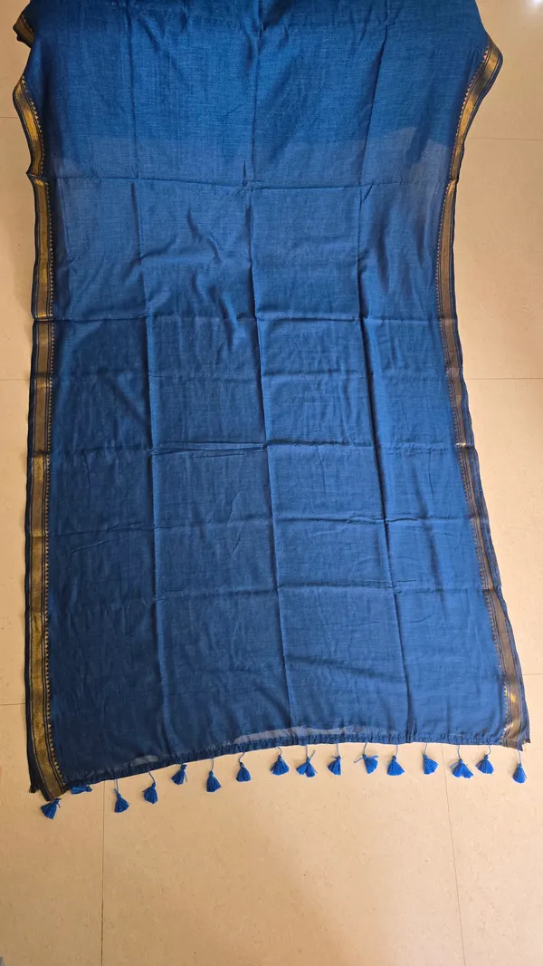 Blue_Mangalagiri_Border_Plain_Mul_Saree
