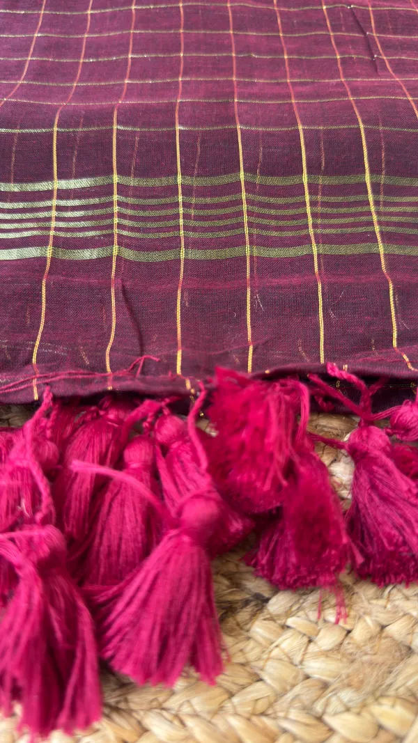 Maroon_Big_Zari_checks_mul_Saree