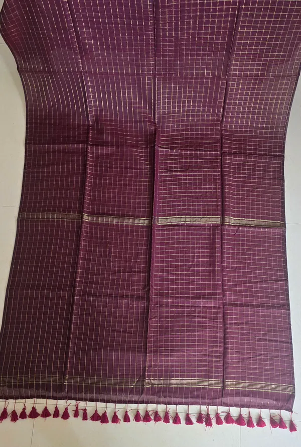 Maroon_Big_Zari_Checks_Mul_Saree