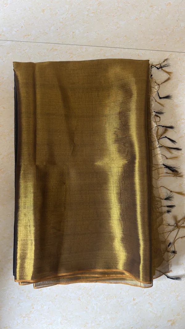 Black_and_Gold_Half_and_Half_Mul_Tissue_Saree