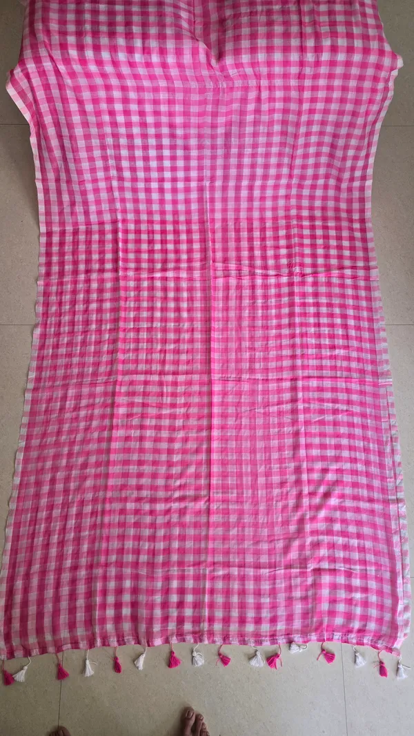 Baby_Pink_White_Checks_Mul_Saree_For_Women