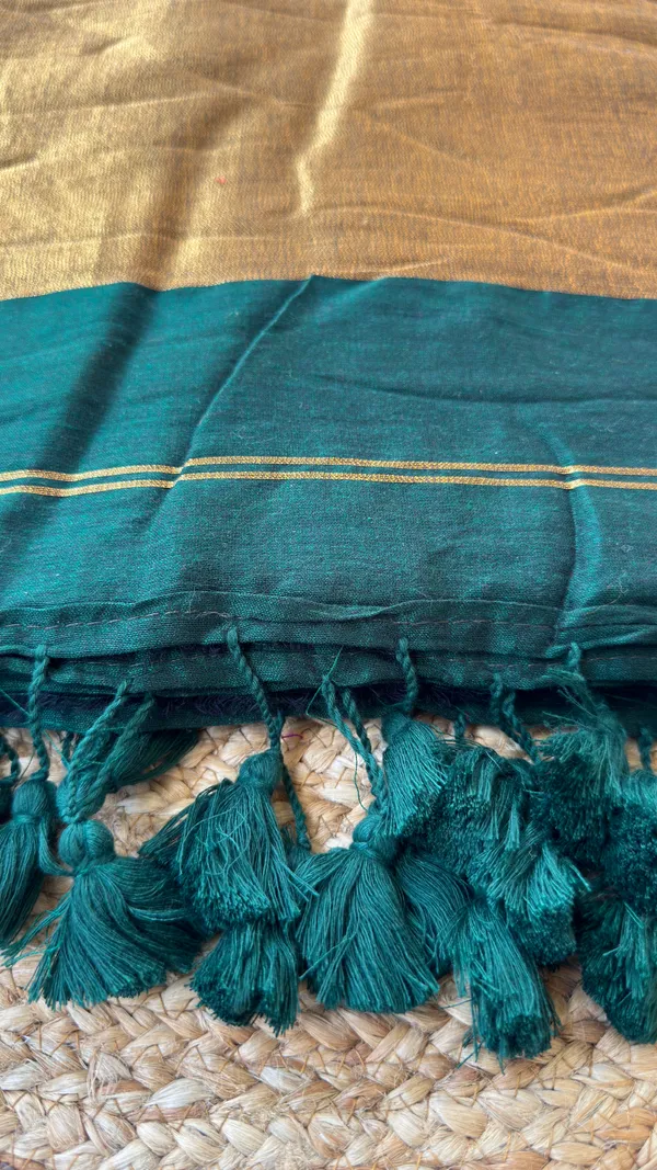 Acrylic_Cotton_Bottle_Green_Nayanthara_inspired_Saree_for_Women