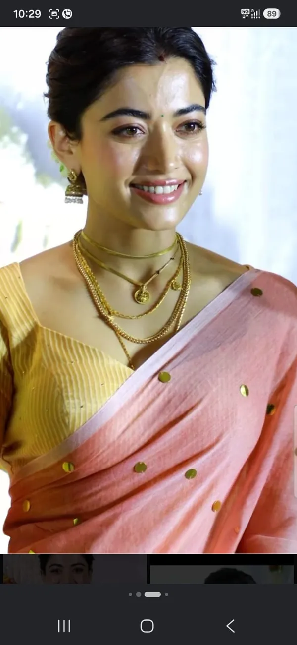 Peach_Rashmika_inspired_Gini_Sequins_Mul_Saree