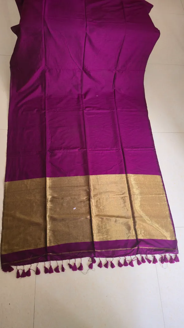 Acrylic_Cotton_Magenta_Color_Nayanthara_Inspired_Saree_For_Women