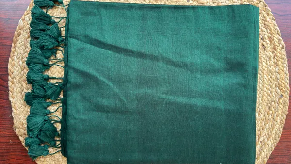 Acrylic_Cotton_Bottle_Green_Nayanthara_inspired_Saree_for_Women
