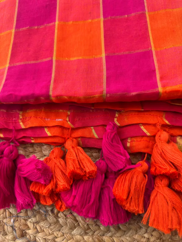 Orange_and_Pink_Zari_checks_Mul_Saree