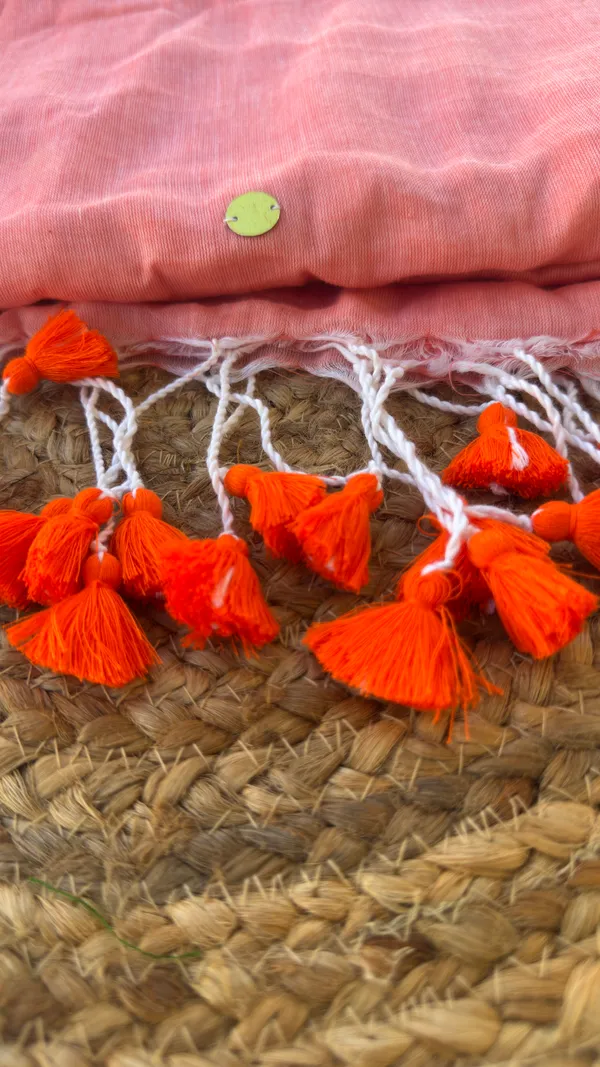 Peach_Rashmika_inspired_Gini_Sequins_Mul_Saree