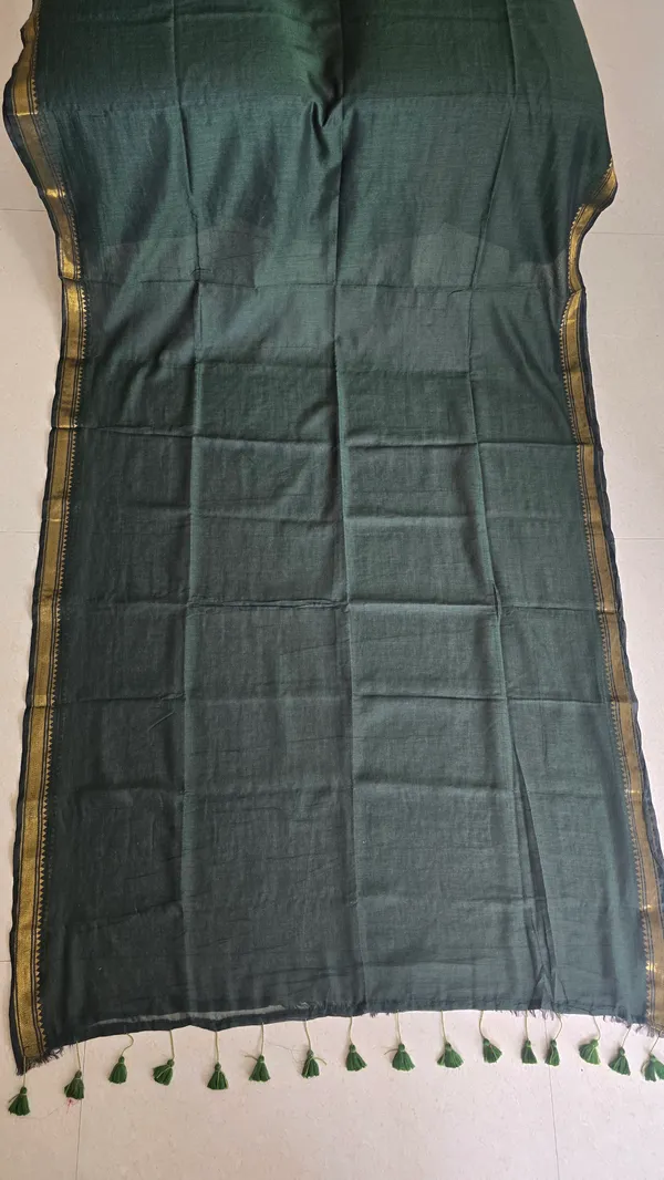 Green_Mangalagiri_Border_Plain_Mul_Saree