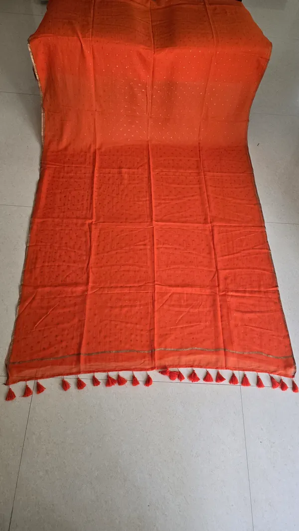 Orange_Gold_Polka_Mul_Saree_For_Women