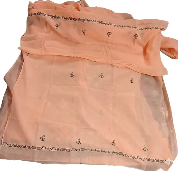 Peach_Embroidered_Sleeveless_Kurta_for_Women