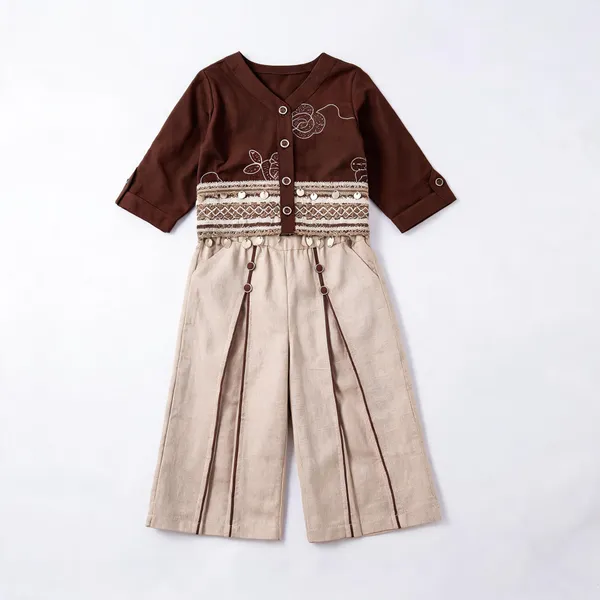 Brown_Embroidered_Ethnic_Set_for_Girls