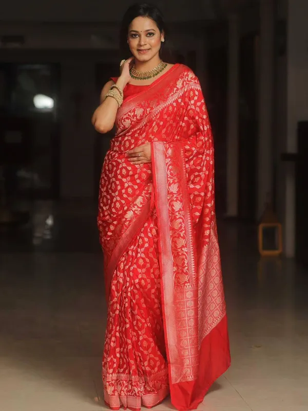 Red_Floral_Saree_for_Women