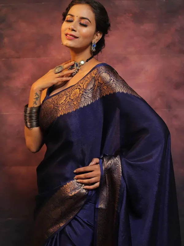 Navy_Blue_Woven_Saree_for_Women