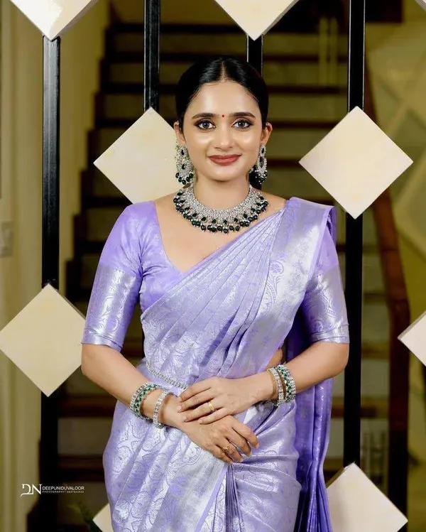 Lavender_Woven_Saree_for_Women