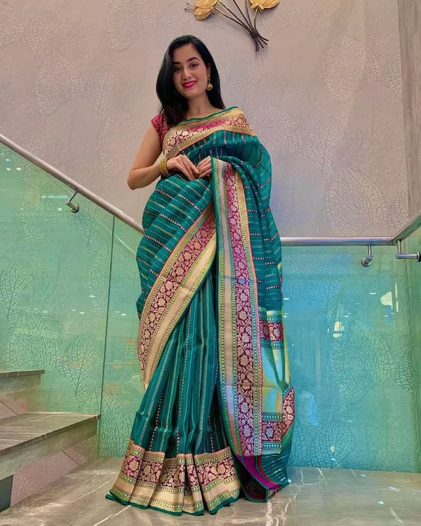 Teal_Striped_Printed_Saree_for_Women