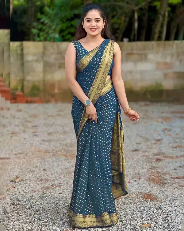 Teal_Printed_Saree_for_Women