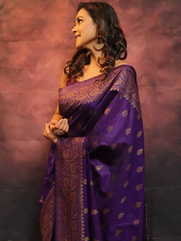 Purple_Woven_Traditional_Saree_for_Women