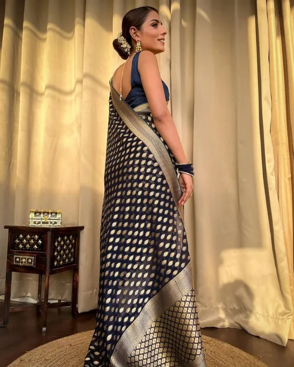 Navy_Blue_Printed_Saree_for_Women