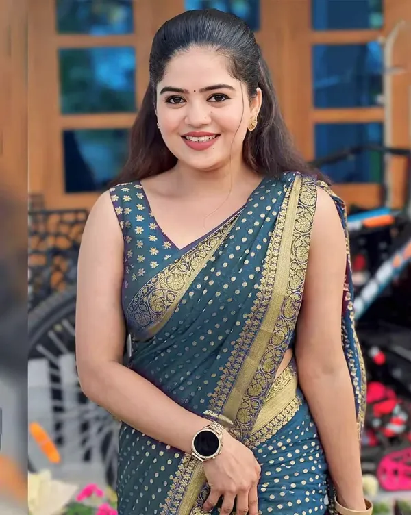 Teal_Printed_Saree_for_Women