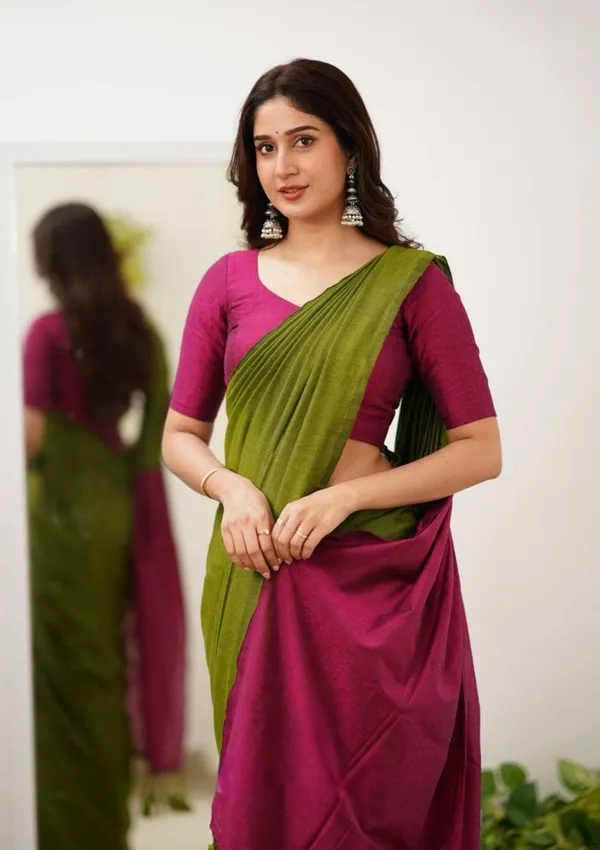 Green_And_Magenta_Pleated_Saree_for_Women