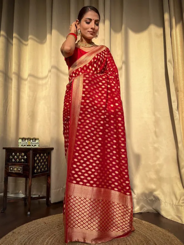Red_Gold_Print_Saree_for_Women