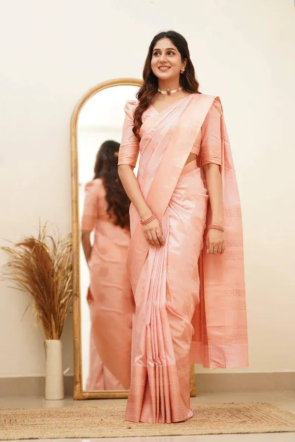 Pink_Draped_Saree_for_Women