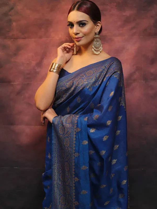 Blue_Woven_Traditional_Saree_for_Women