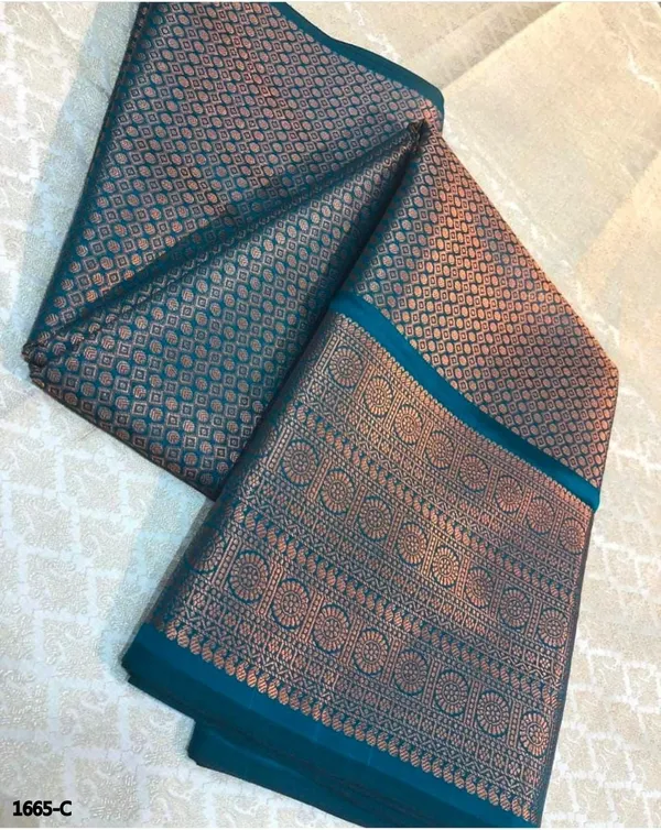 Blue_Woven_Floral_Saree_for_Women