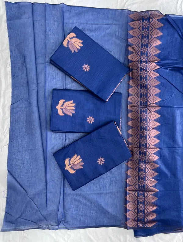 Blue_Floral_Border_Saree_for_Women