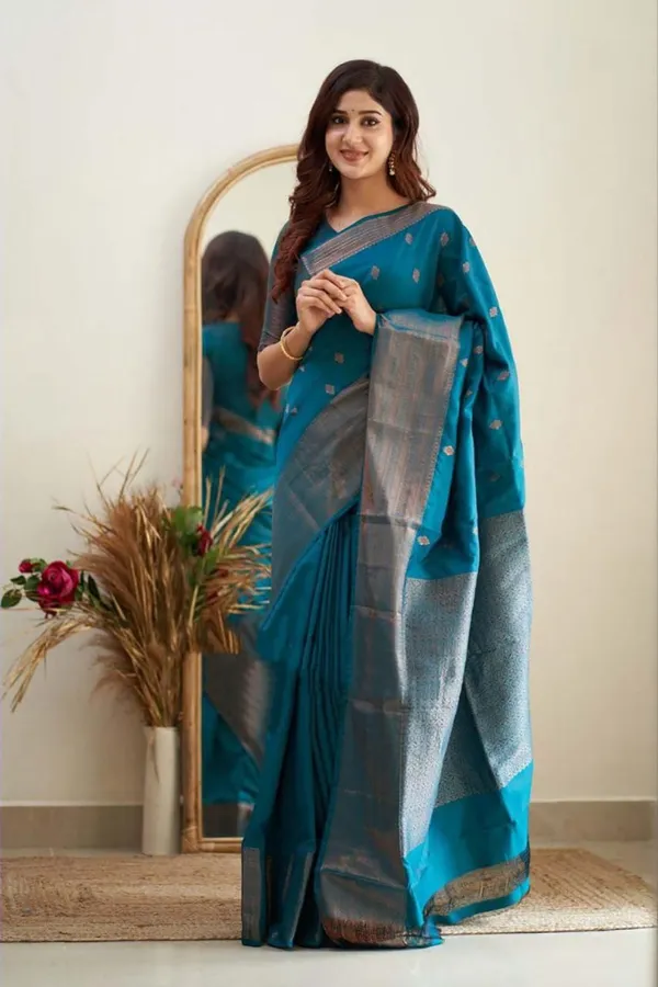 Teal_Printed_Saree_for_Women