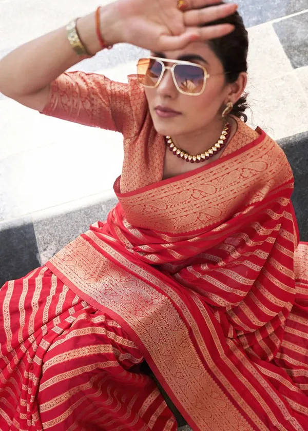 Red_Traditional_Woven_Saree_for_Women