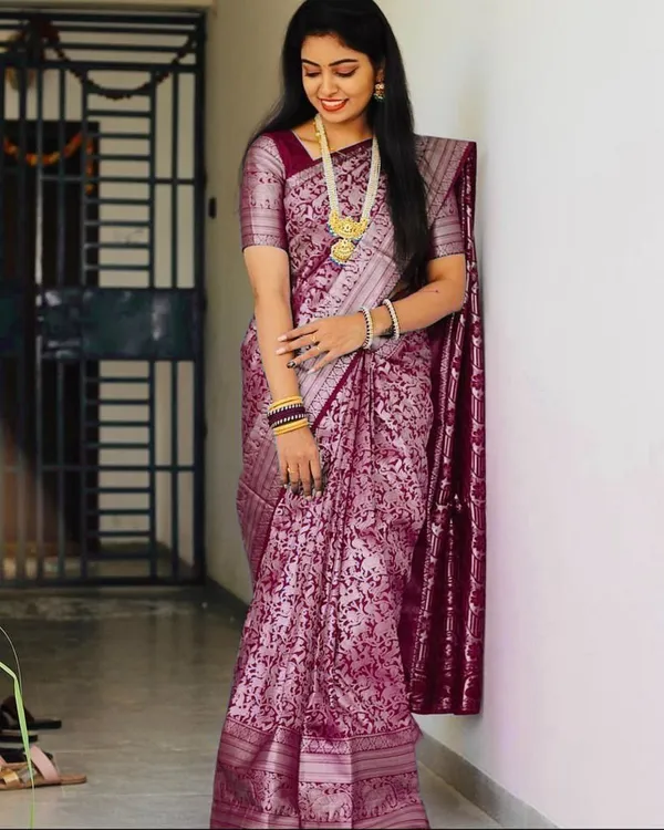 Maroon_Printed_Saree_for_Women
