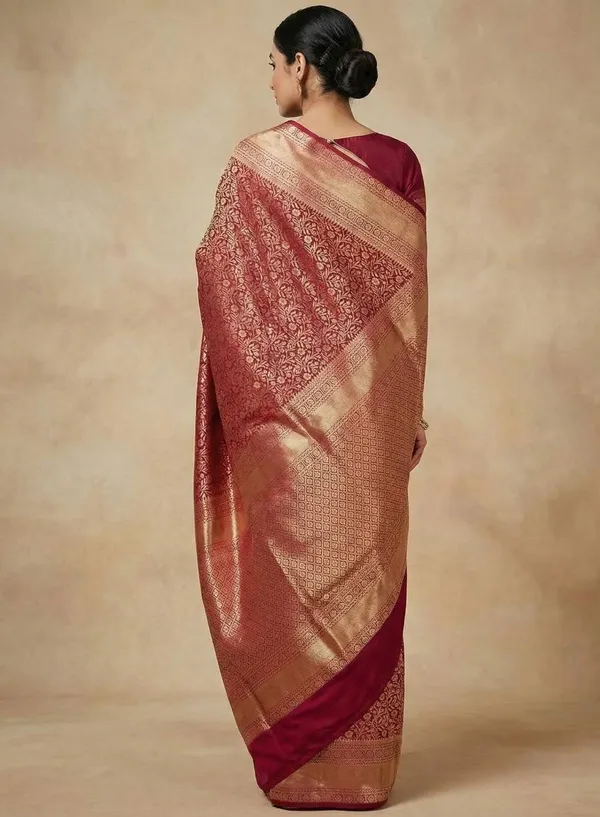 Maroon_Woven_Traditional_Saree_for_Women