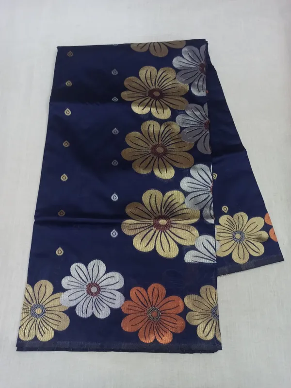 Navy_Floral_Pattern_Saree_for_Women