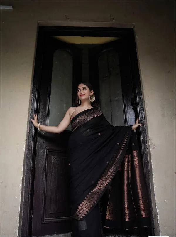 Black_Traditional_Border_Saree_for_Women