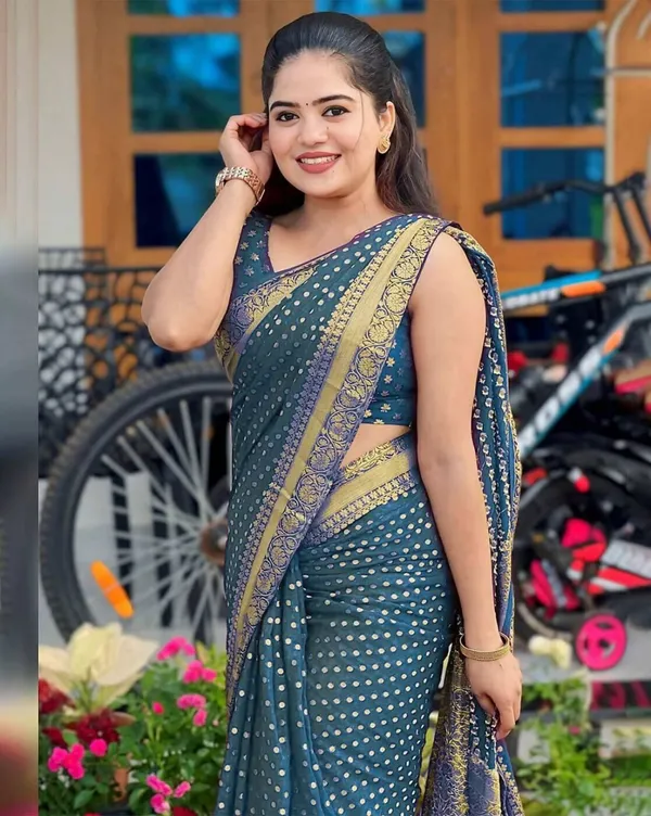Teal_Printed_Saree_for_Women