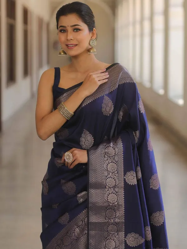 Navy_Blue_Woven_Traditional_Saree_for_Women