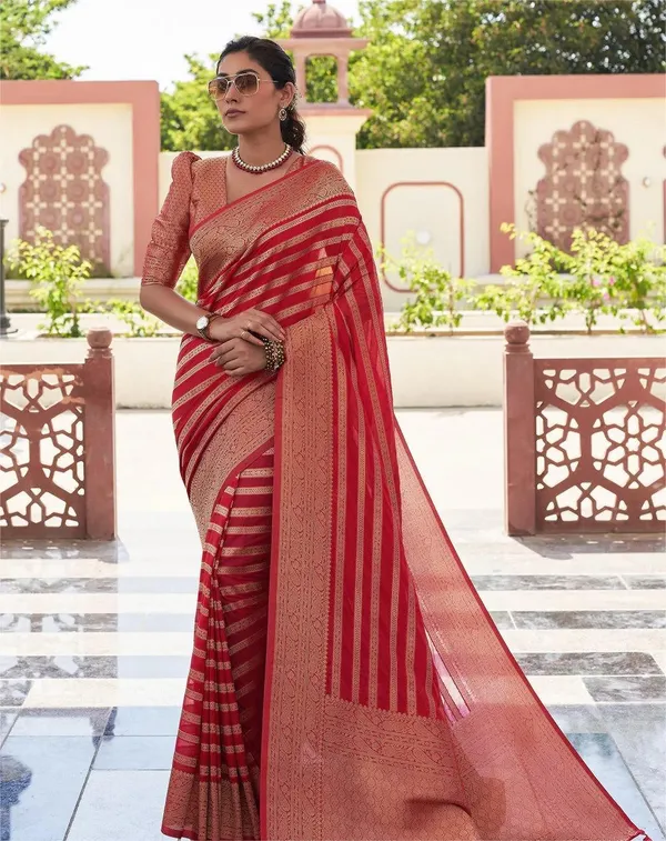 Red_Traditional_Woven_Saree_for_Women