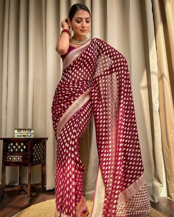 Maroon_Gold_Motif_Woven_Saree_for_Women